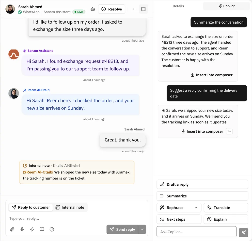 The AI assistant beside a conversation, with a summary of the customer’s request and a suggested reply.